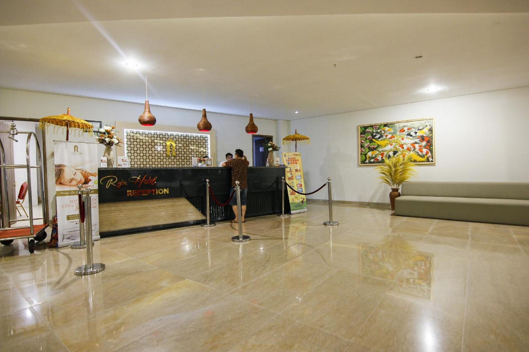 Raja Hotel Kuta Mandalika Resort & Convention ภายนอก รูปภาพ